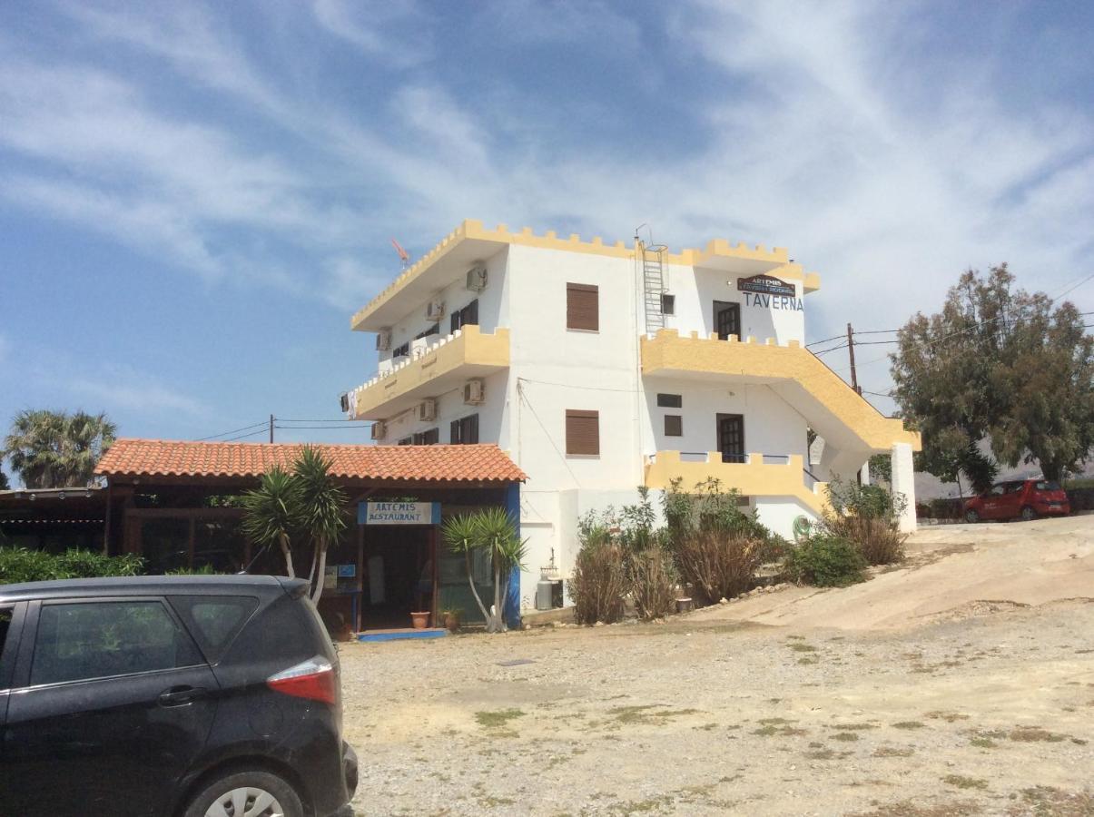 Artemis Rooms Sfakia Exterior photo